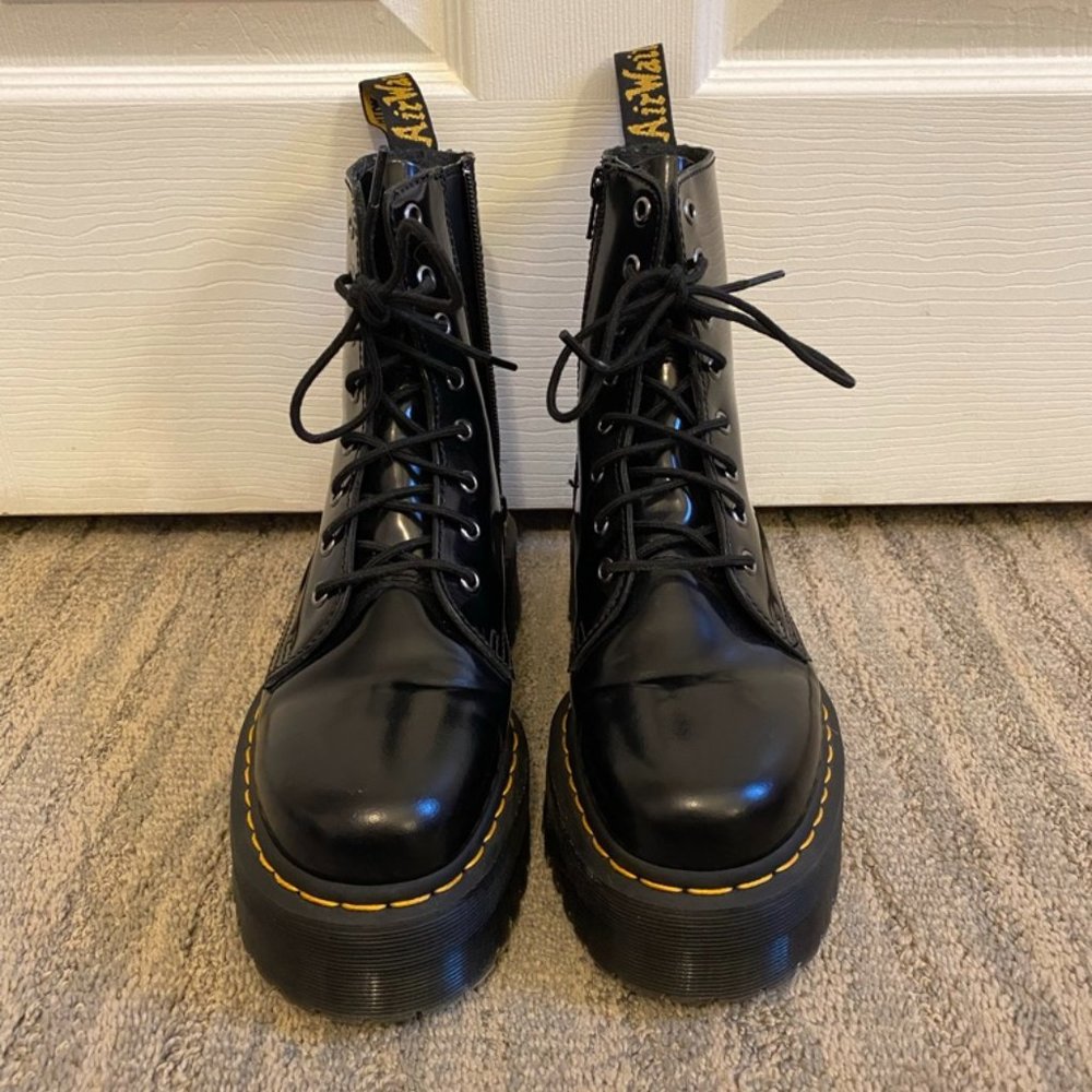 Dr. Martens Jadon patent leather platform boots size: W9